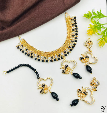 Pearls Choker Set with Earrings &amp; Tikka