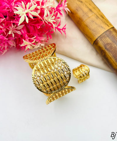 Fancy &amp; Beautiful Gold-Plated Bangles with Matching Rings Set –