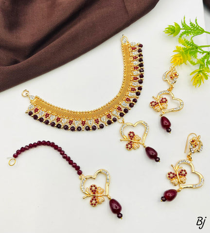 Pearls Choker Set with Earrings &amp; Tikka