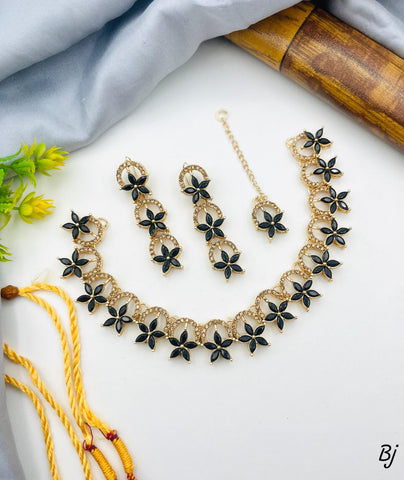 Fancy &amp; Beautiful Flower Design Zircon Work Choker Set with Earrings &amp; Tikka