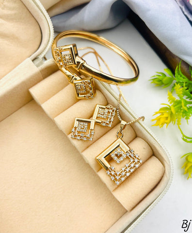 Fancy &amp; Beautiful Gold-Plated Zircon Combo Set