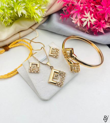 Fancy &amp; Beautiful Gold-Plated Zircon Combo Set