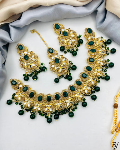 Fancy &amp; Beautiful Delicate Design Zircon Choker Set