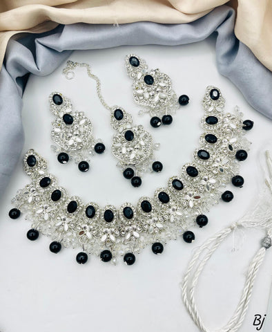 Fancy &amp; Beautiful Delicate Design Zircon Choker Set
