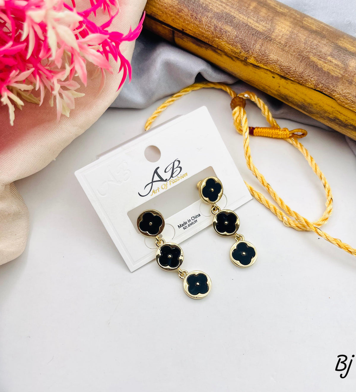 Fancy &amp; Beautiful 3-Step LV Stud Earrings –