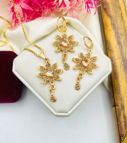Beautiful Gold-Plated Flower Locket Set