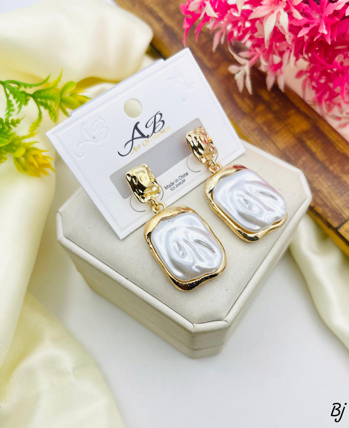 Fancy &amp; Beautiful Gold-Plated China Studs for Her