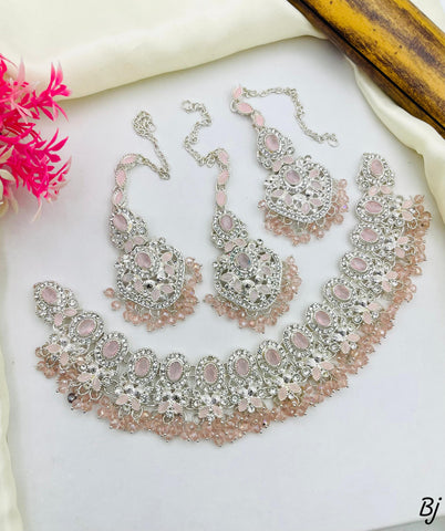 Beautiful Rajwadi Style Zircon Choker Set