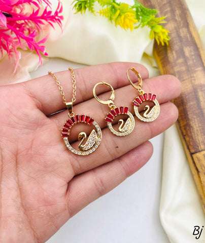 Beautiful SWAN Design Zircon Locket Set