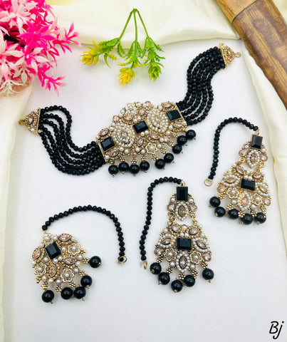 Beautiful Rajwadi-Style Jewelry Set