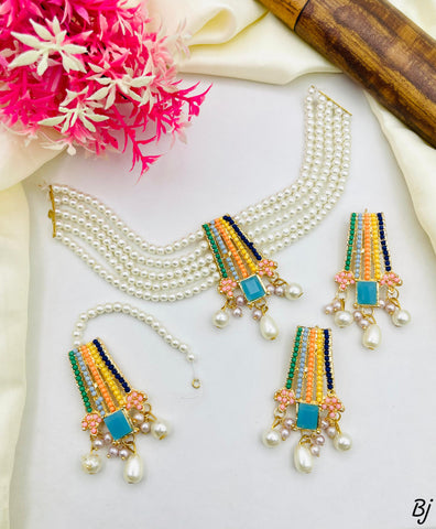 Beautiful Manjoos Nauratan Choker Set