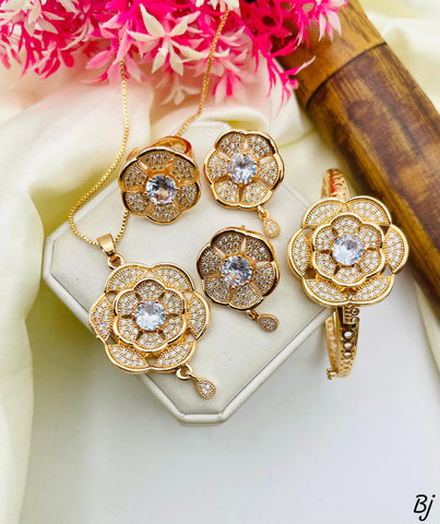 Beautiful Flower Zircon Combo Set