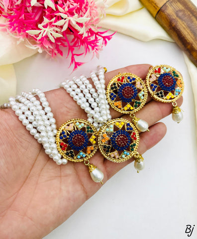 Beautiful Gold-Plated Nauratan Choker Set
