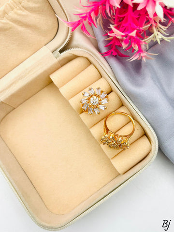 Fancy &amp; Beautiful Gold-Plated Flower Design Zircon Rings