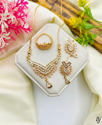 Fancy &amp; Beautiful Gold-Plated Zircon Locket Set