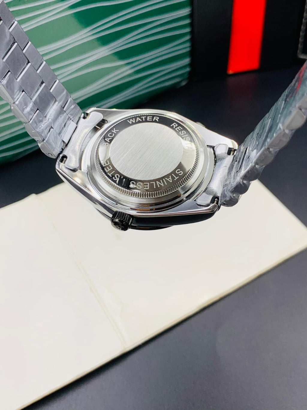 Rolex (Oyster Perpetual) - Date | Silver Dial | Silver chain